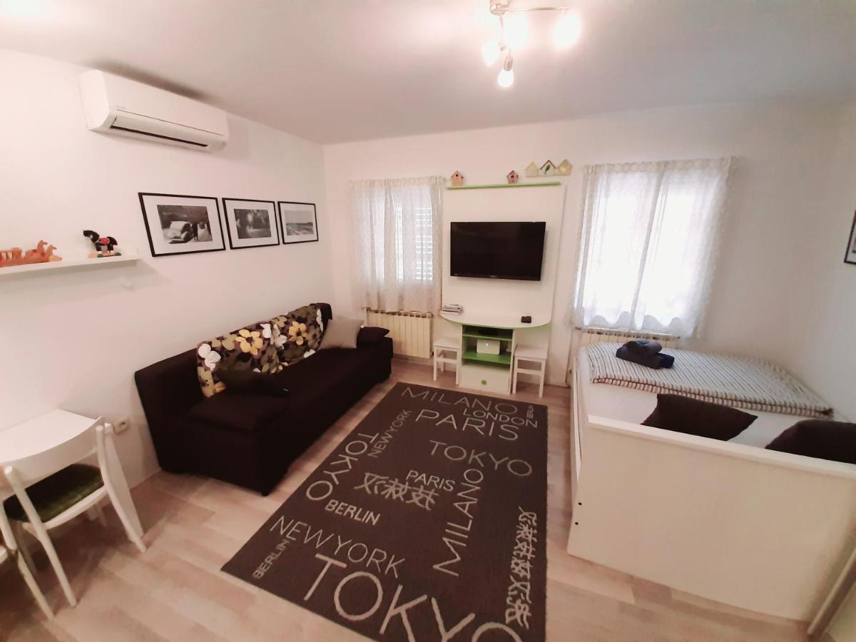 Апартаменти Gornji Grad Apartman Загреб Екстер'єр фото